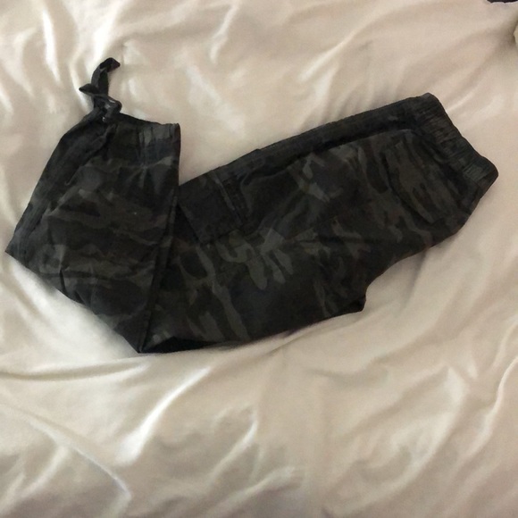 Camo cargo pants - Picture 3 of 9